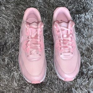 Pink & white air max